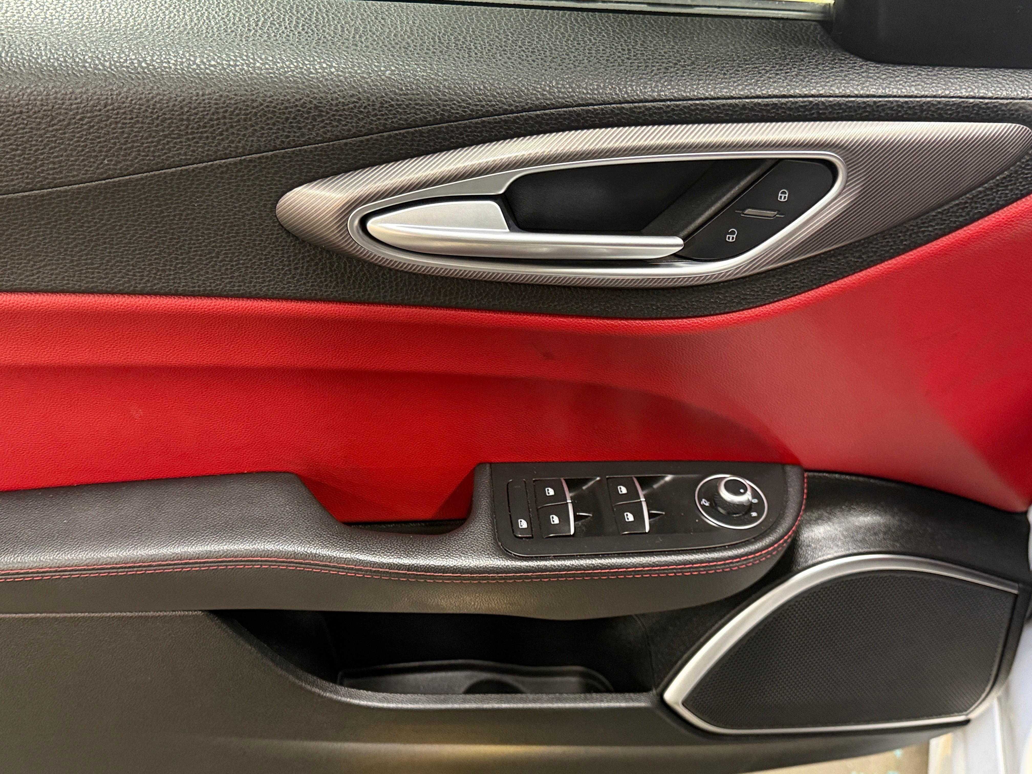 alfa romeo giulia 2021 ZARFAMBN1M7649090 image alfa romeo giulia 2021 ZARFAMBN1M7649090 image